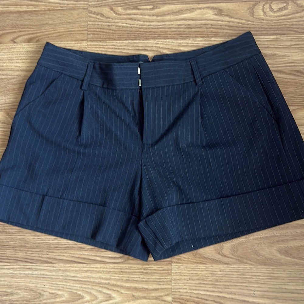 Gap Dress Short